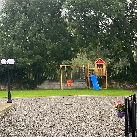 Holiday home Gleanntan House - Beautiful Family Town House Killarney