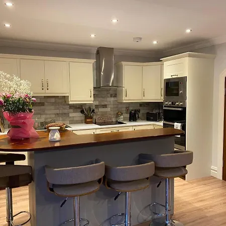 Vakantiehuis Gleanntan House - Beautiful Family Town House Killarney