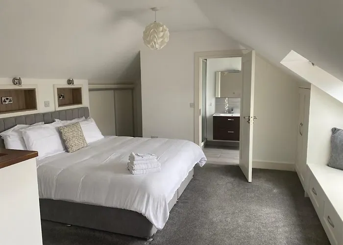 Gleanntan House - Beautiful Town House With Free Parking Semesterbostad