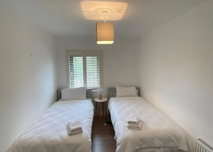 Gleanntan House - Beautiful Town House With Free Parking Semesterbostad Cill Airne