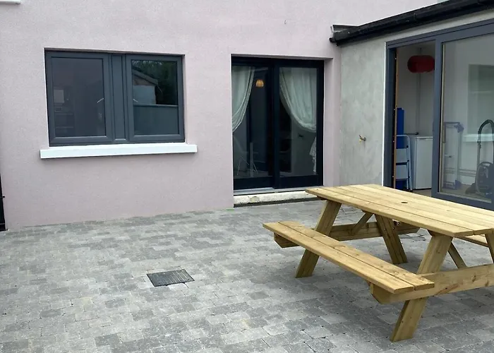 Gleanntan House - Beautiful Town House With Free Parking Semesterbostad *